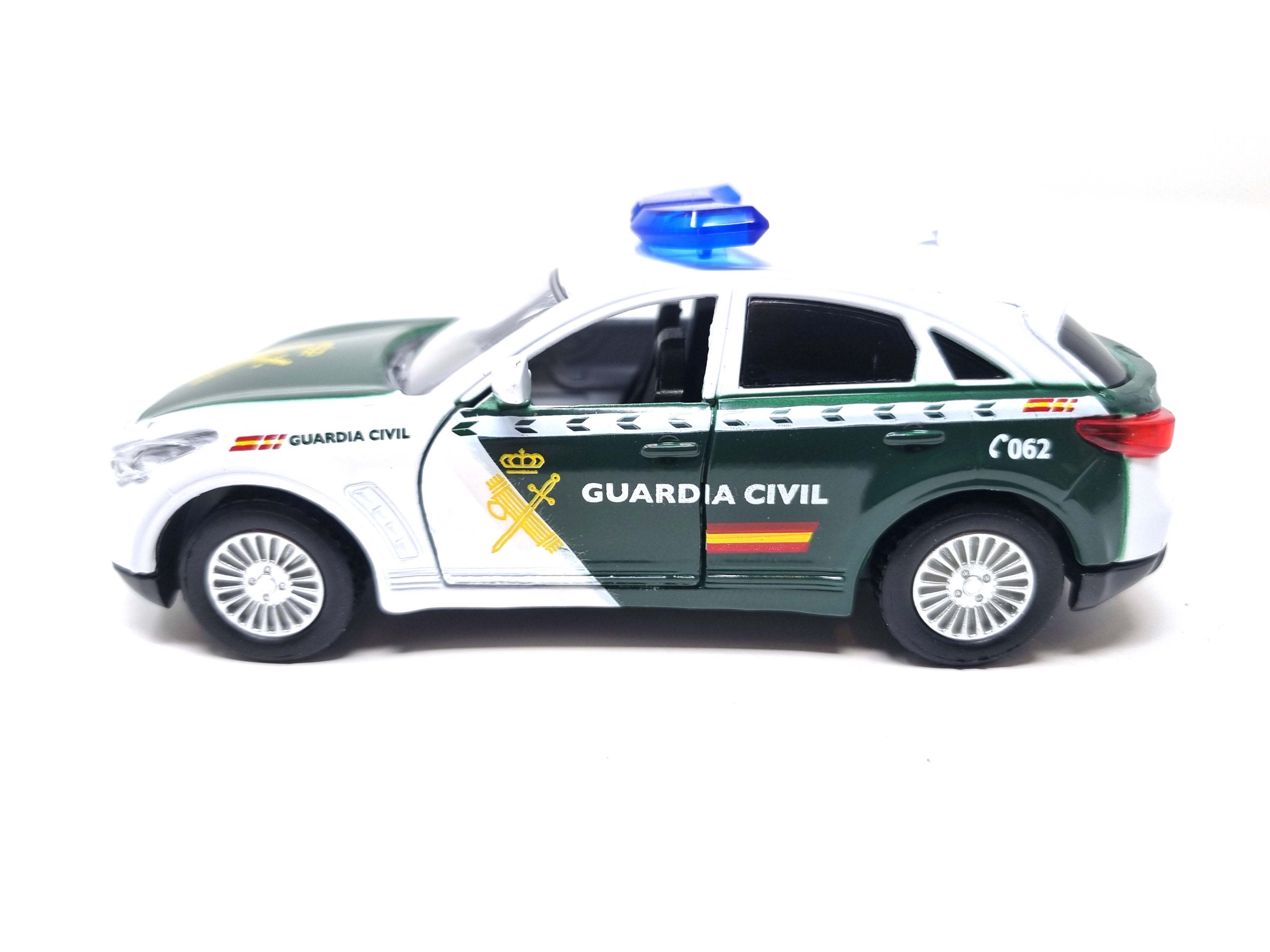 COCHE G.CIVIL