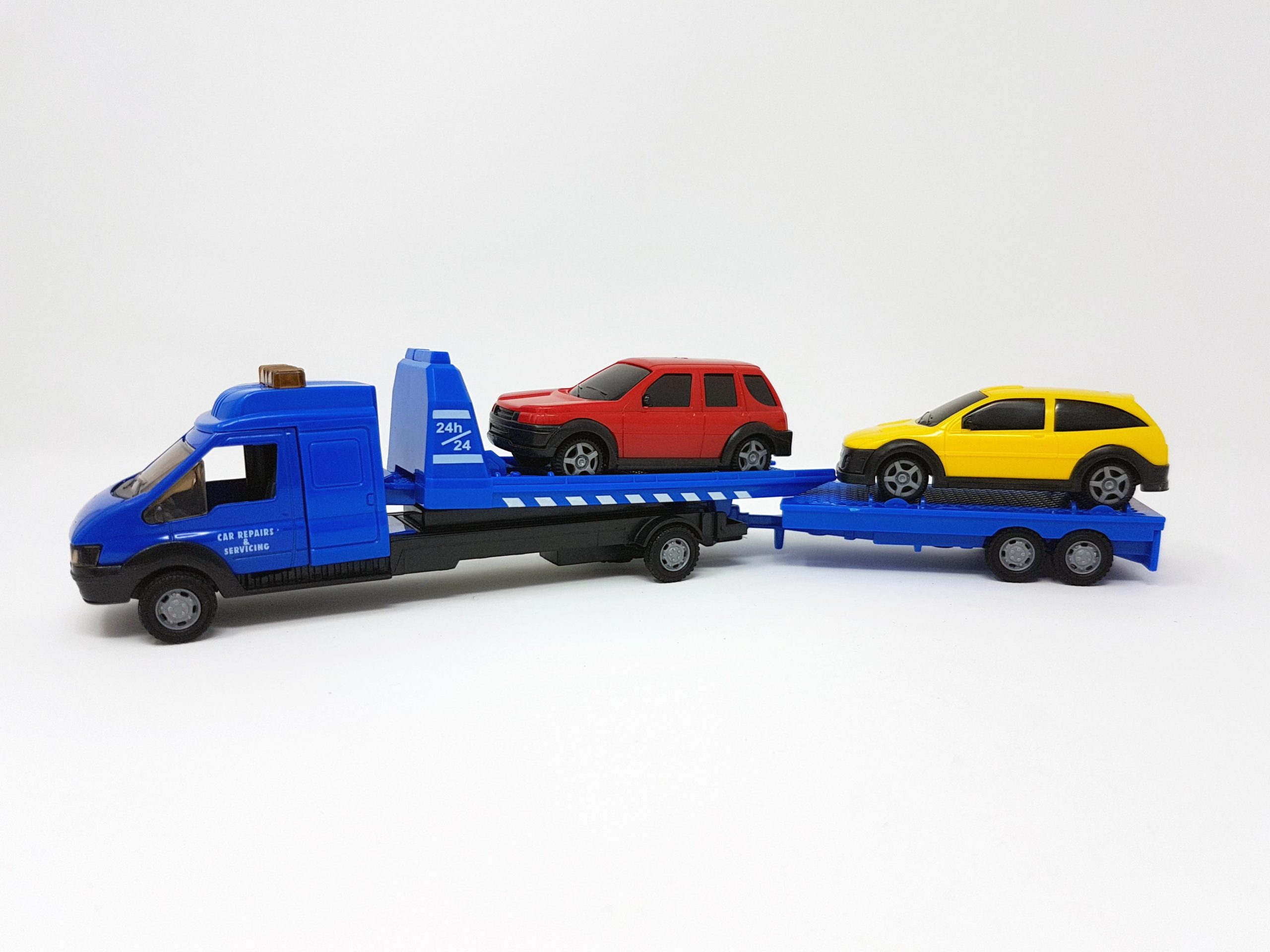 CAMIÓN TRANSPORTE VEHÍCULOS