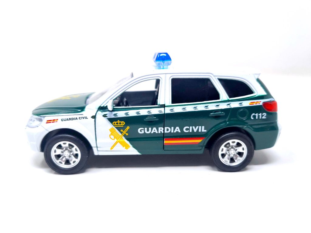 COCHE G.CIVIL